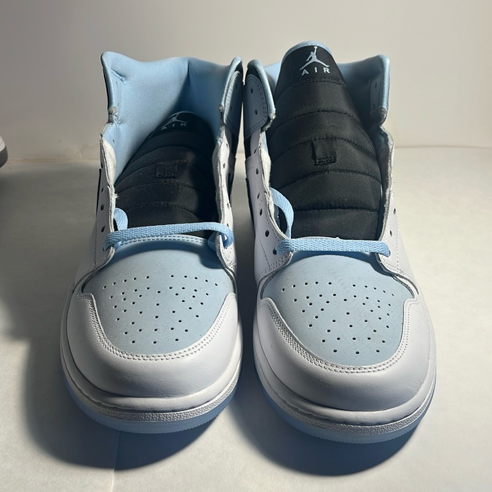 Jordan 1 ice blue